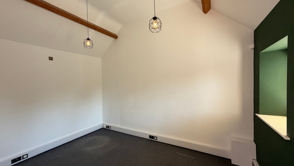 Northend Rd, Fenny Compton for lease - Building Photo - Image 3 of 10