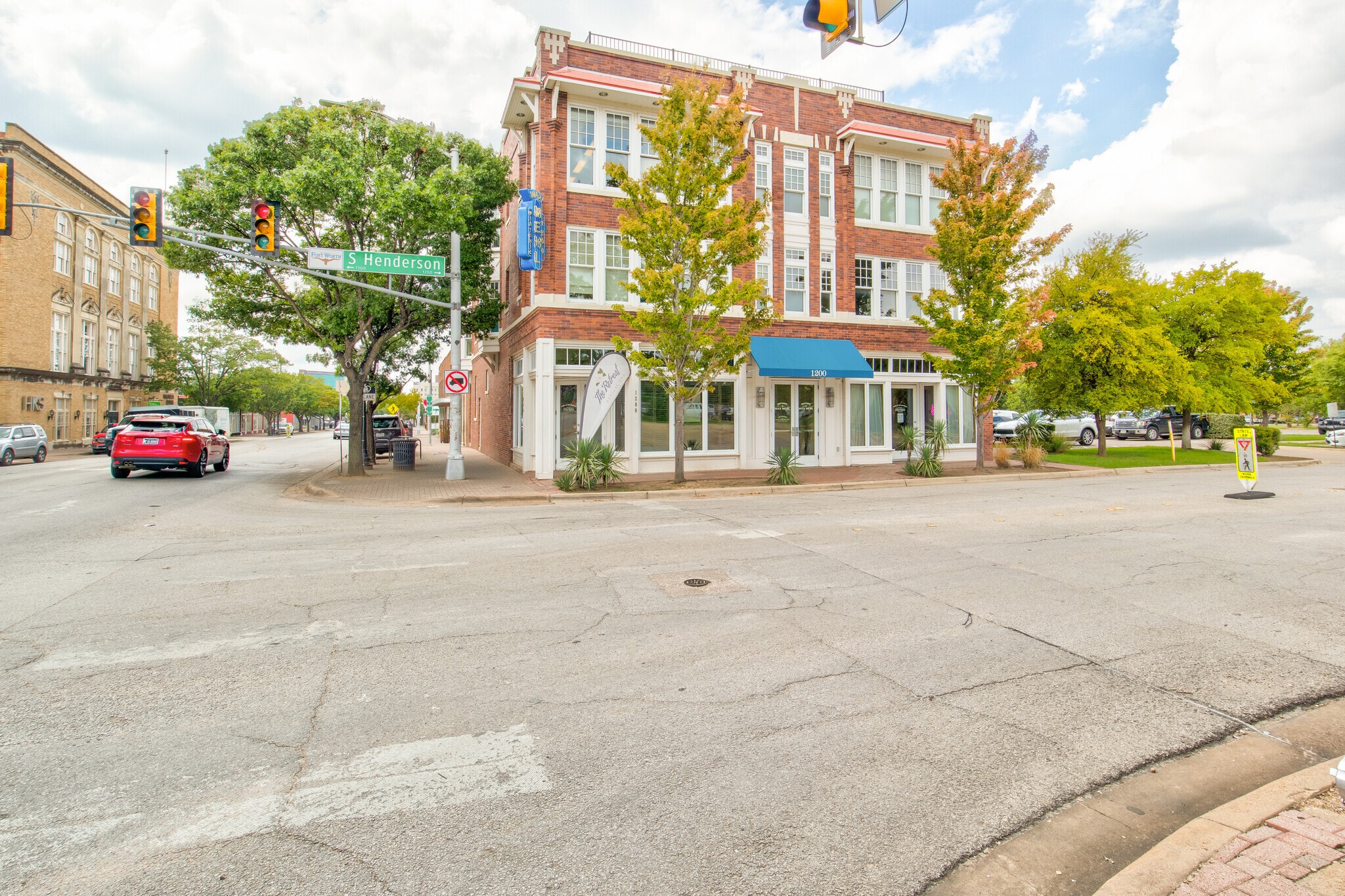 1200 W Magnolia Ave, Fort Worth, TX for lease Primary Photo- Image 1 of 4