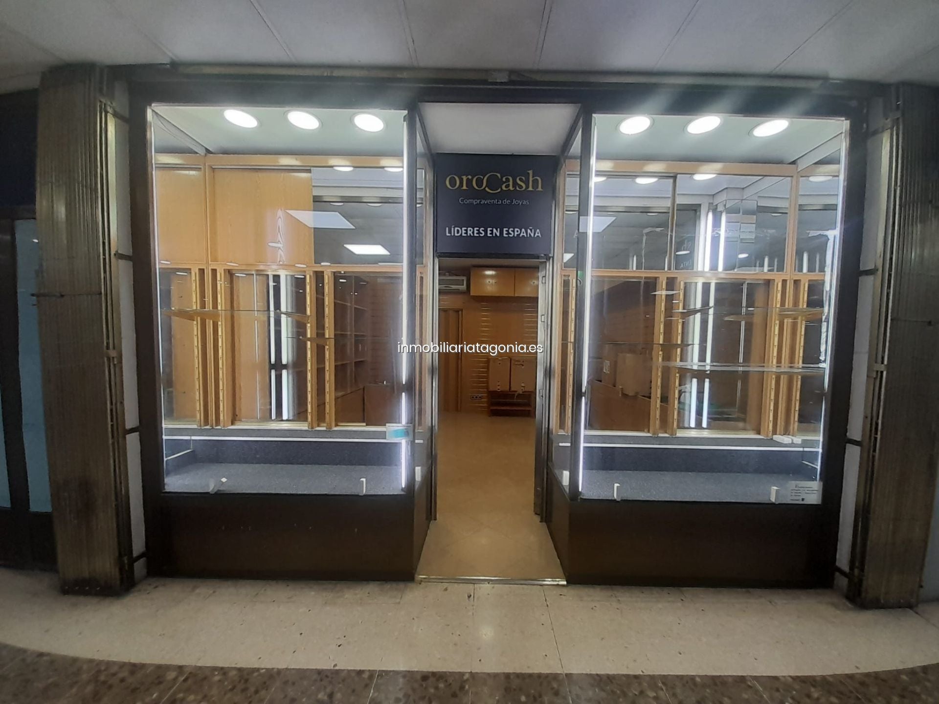 Retail in Arganda del Rey, Madrid for lease Interior Photo- Image 1 of 7