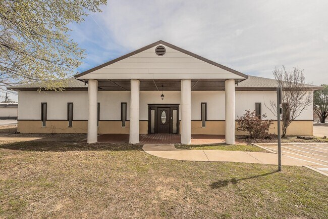 More details for 5704 James Ave, Fort Worth, TX - Retail for Sale