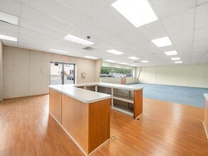 142 Shoemaker Rd, Pottstown, PA for lease Interior Photo- Image 2 of 12
