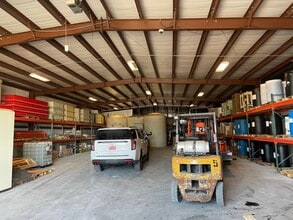 1756 N 168th East Ave, Tulsa, OK à louer Photo du bâtiment- Image 1 de 3