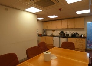 18 Great Bridge St, West Bromwich for lease Interior Photo- Image 2 of 6
