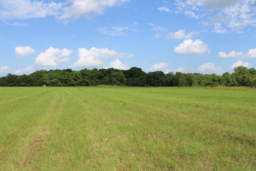 20720 Cochran Rd, Prairie View, TX à vendre - Photo du bâtiment - Image 3 de 8