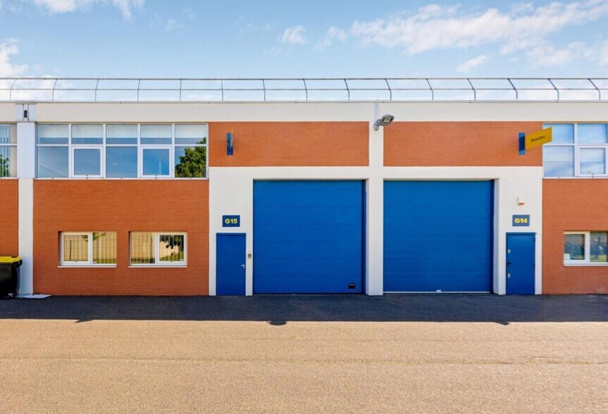 21 Avenue De La Mare, SAINT-OUEN-L'AUMONE à louer - Photo du bâtiment - Image 2 de 8