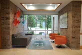 1213 Culbreth Dr, Wilmington, NC for lease Interior Photo- Image 2 of 8