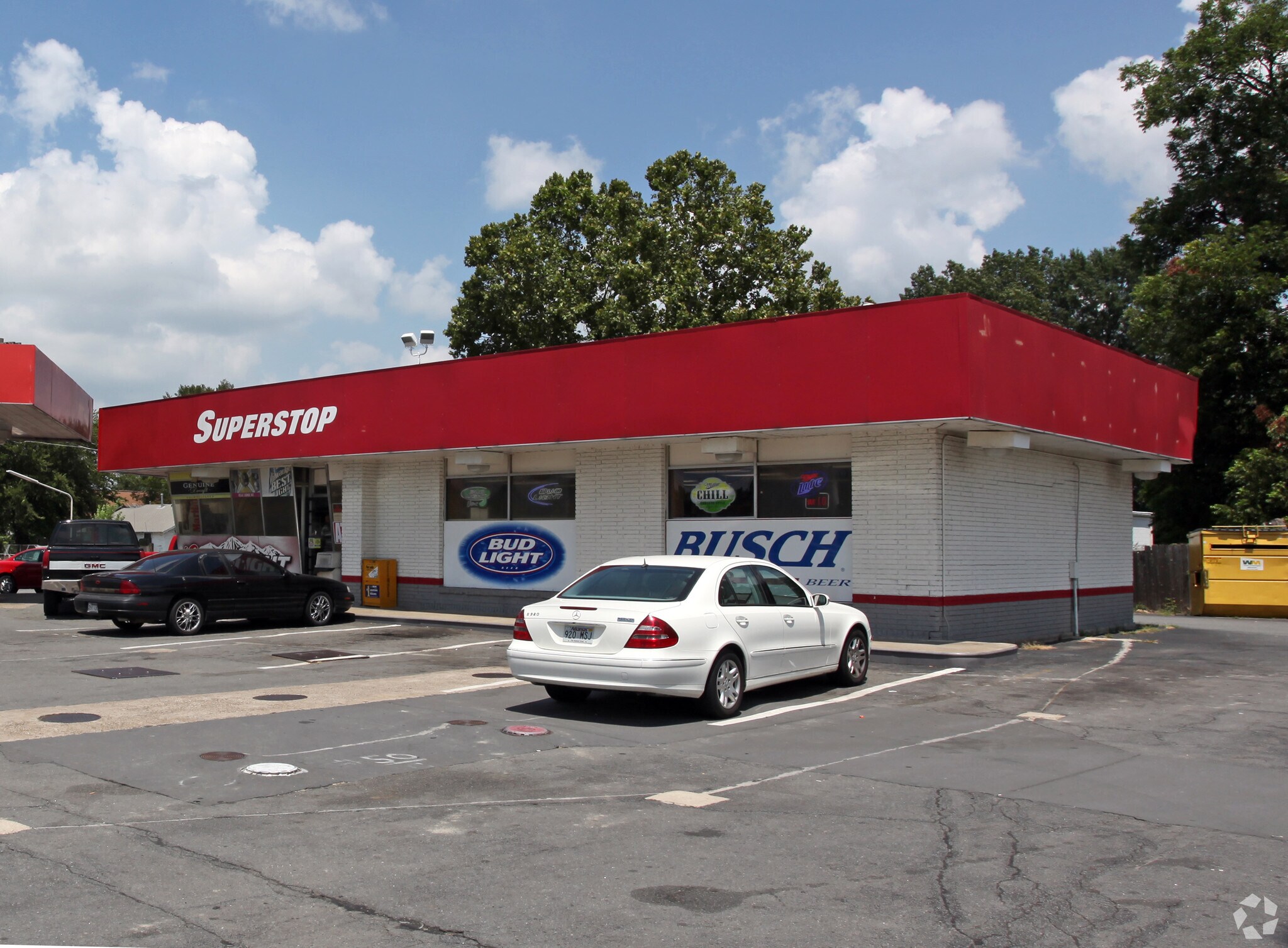 1424 N Locust St, North Little Rock, AR à vendre Photo principale- Image 1 de 4