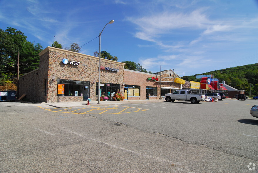 Rte 15 S, Lake Hopatcong, NJ for lease - Primary Photo - Image 1 of 9