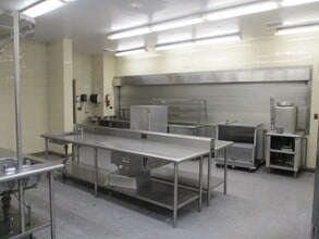 11 Catherine St, Brooklyn, NY for lease Interior Photo- Image 2 of 7