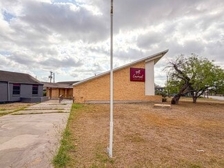 Plus de détails pour 1120 E Sen Carlos Truan Blvd, Kingsville, TX - Commerce de détail à louer