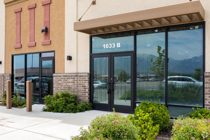 7905-7907 S Redwood Rd, West Jordan, UT for lease - Building Photo - Image 3 of 8