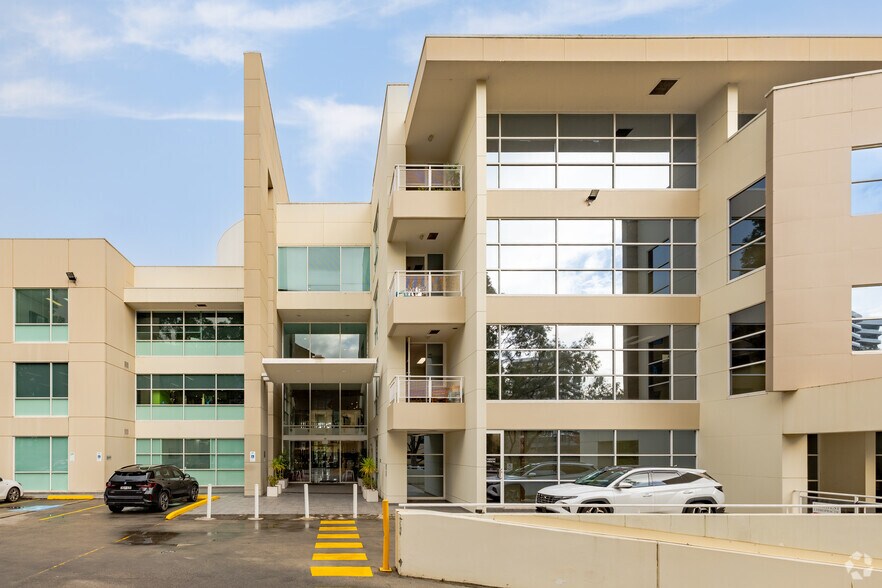 25-27 Solent Cct, Norwest for sale - Building Photo - Image 3 of 5