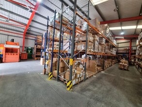 Charfield Rd, Kingswood for sale Interior Photo- Image 1 of 4