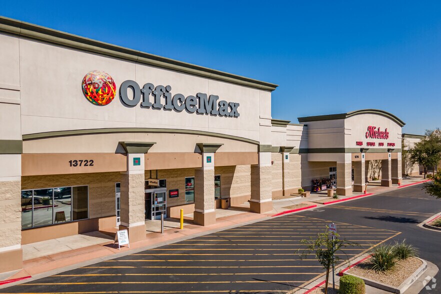 13764 W Bell Rd, Surprise, AZ à louer - Photo du bâtiment - Image 2 de 38