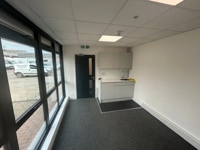 West Rd, Londres à louer Photo intérieure- Image 2 de 5