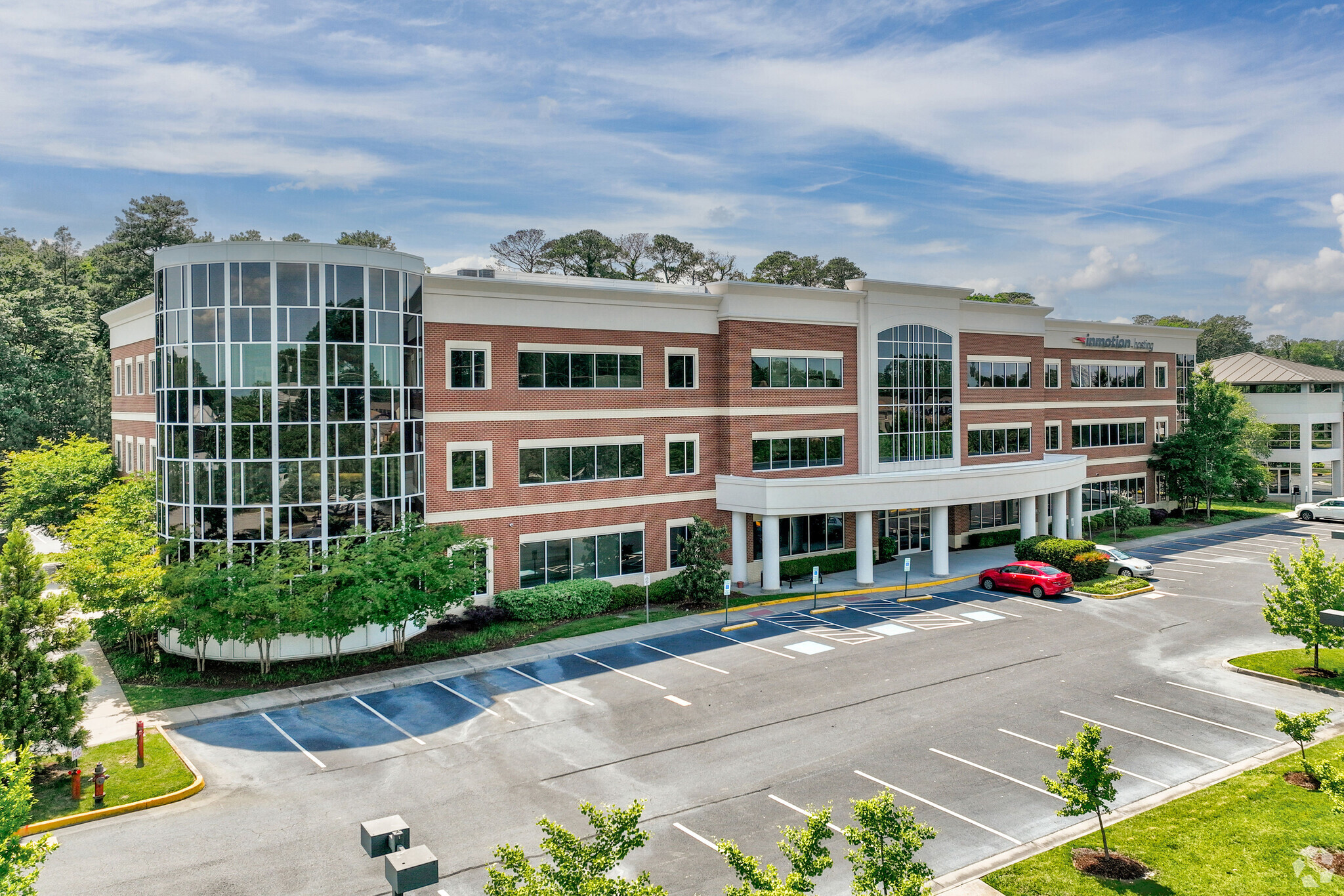 555 S Independence Blvd, Virginia Beach, VA à vendre Photo du bâtiment- Image 1 de 27