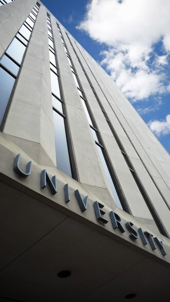 1123 S University Ave, Little Rock, AR à louer - Photo du bâtiment - Image 1 de 10