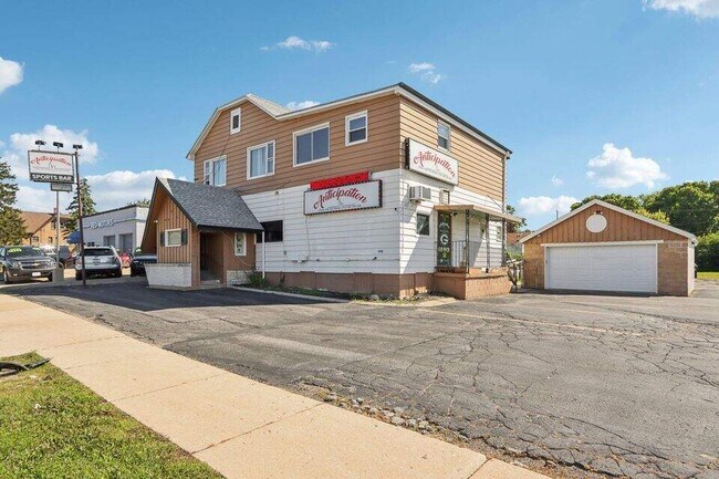 Plus de détails pour 6218 S 27th St, Milwaukee, WI - Commerce de détail à vendre