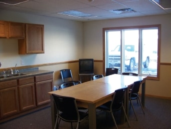 625 Commerce Dr, Hudson, WI for lease - Interior Photo - Image 3 of 7
