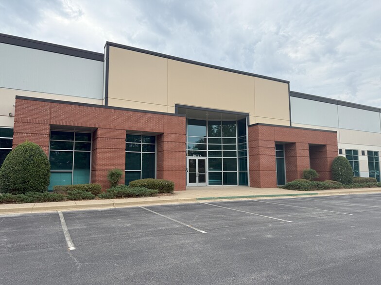 355 Quality Cir, Huntsville, AL for lease - Building Photo - Image 3 of 11