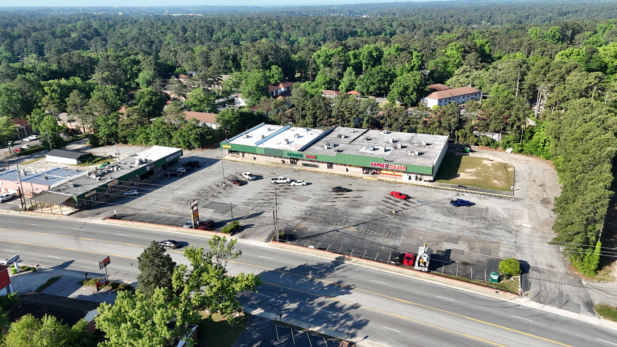 1735 Decker Blvd, Columbia, SC for lease Building Photo- Image 1 of 5