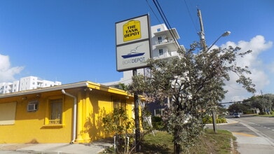 1627 S Dixie Hwy, Pompano Beach, FL à louer Photo du bâtiment- Image 2 de 6