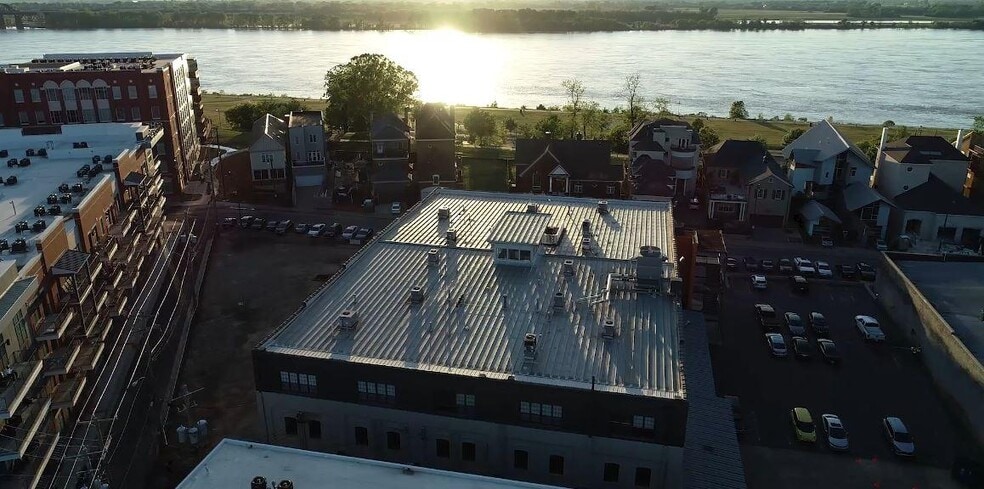 460 Tennessee St, Memphis, TN for lease - Building Photo - Image 3 of 9