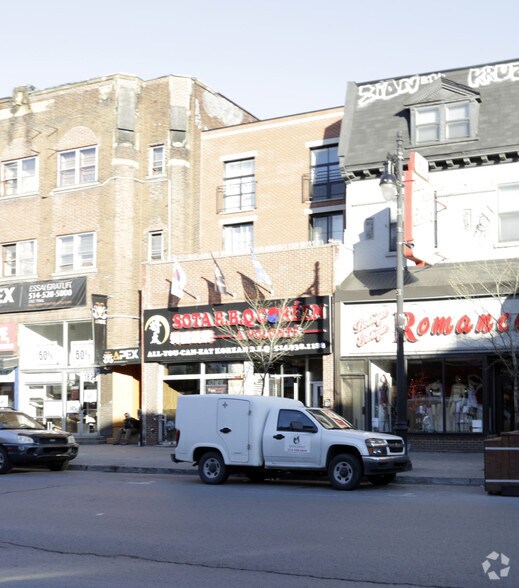 1823-1825 Rue Sainte-Catherine O, Montréal, QC à vendre - Photo du bâtiment - Image 2 de 2