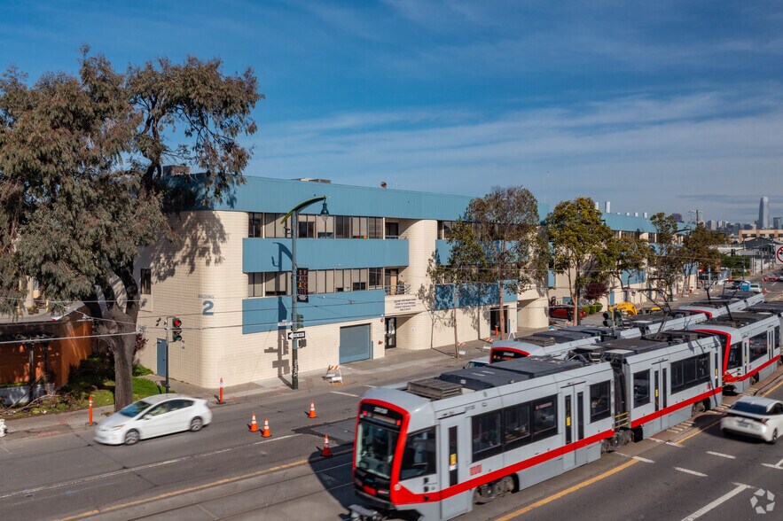 3450 3rd St, San Francisco, CA à vendre - Photo du bâtiment - Image 2 de 17