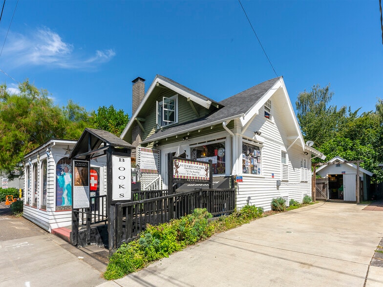 1405 SE Tacoma St, Portland, OR for sale - Primary Photo - Image 2 of 12