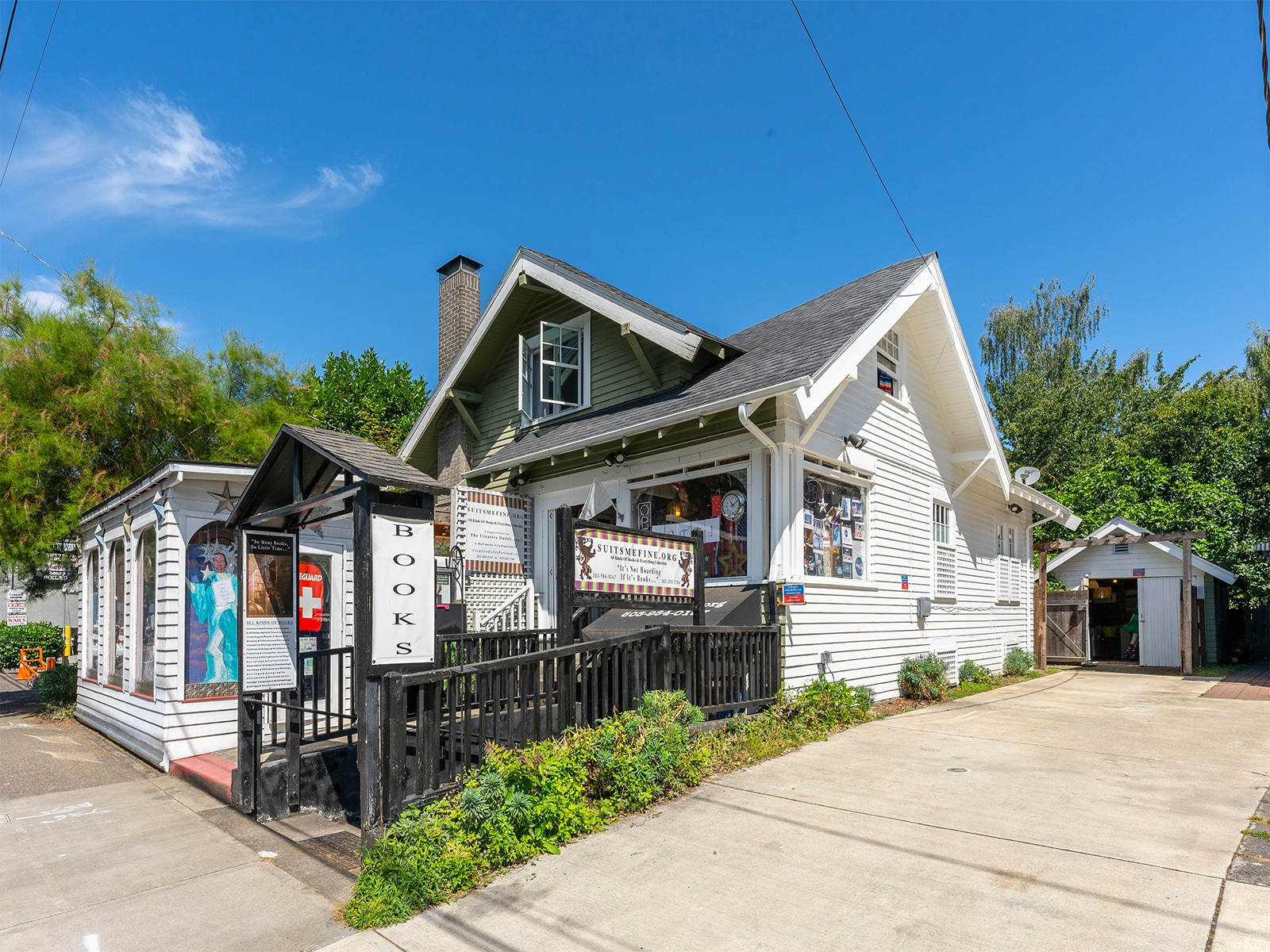 1405 SE Tacoma St, Portland, OR for sale Primary Photo- Image 1 of 13
