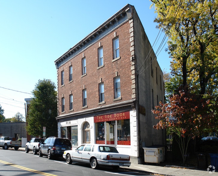 248 Mill St, Greenwich, CT for lease - Primary Photo - Image 1 of 2