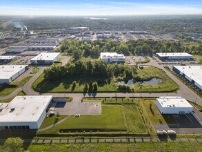 1-3 Allée Du Golf, Saint-eustache, QC - Aerial  map view