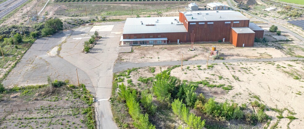 2520 N River Rd, Olathe, CO à louer - Photo du bâtiment - Image 2 de 40