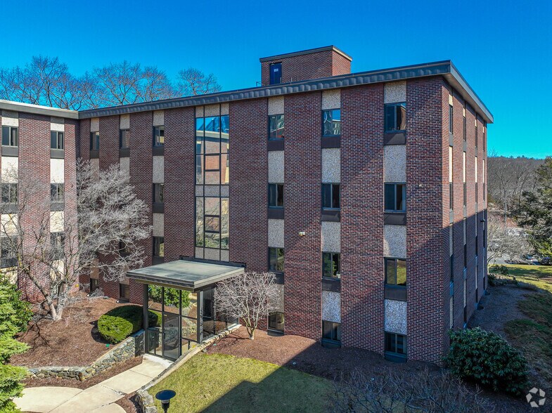 395 Totten Pond Rd, Waltham, MA à louer - Photo du bâtiment - Image 1 de 10