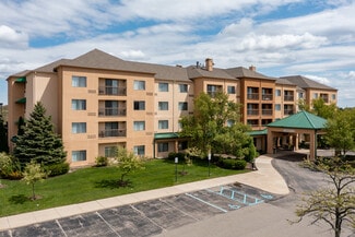 More details for 3555 Centerpoint Pky, Pontiac, MI - Hospitality for Sale