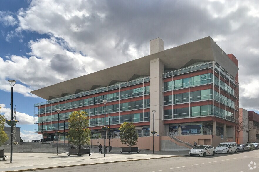 Plaza Constitución, 2, Fuenlabrada, Madrid à louer - Photo principale - Image 1 de 2
