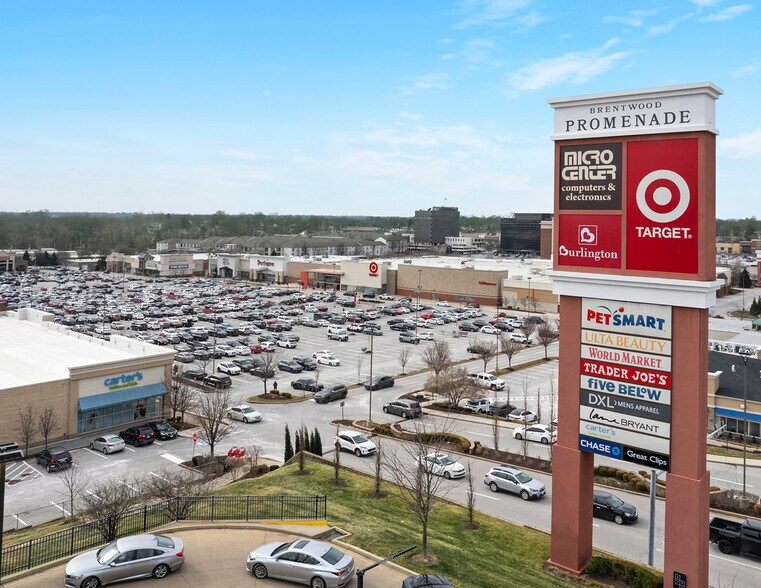 25 Brentwood Promenade Ct, Brentwood, MO à vendre - Aérien - Image 3 de 9