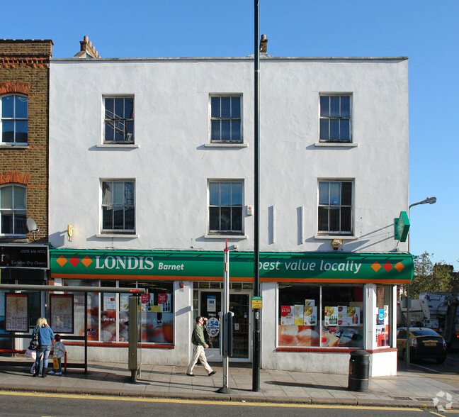 46-48 High St, Barnet for sale - Building Photo - Image 3 of 3