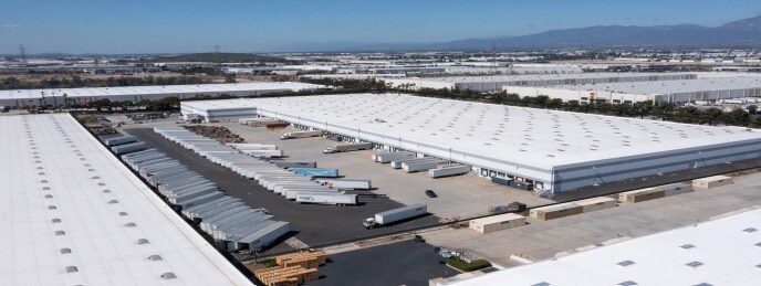 11600 Philadelphia St, Jurupa Valley, CA à louer - Photo du bâtiment - Image 2 de 5