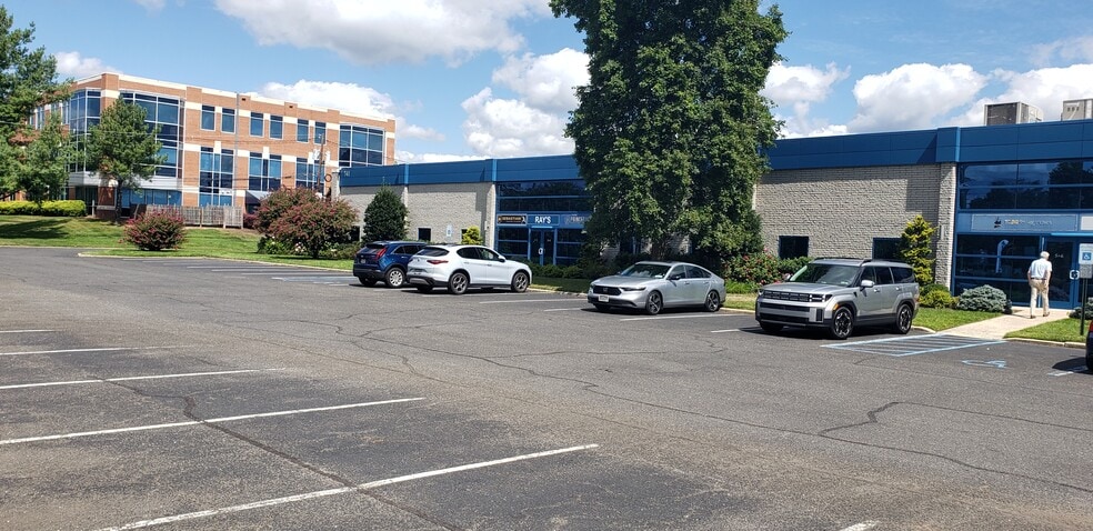 741 Alexander Rd, Princeton, NJ for lease - Building Photo - Image 2 of 4