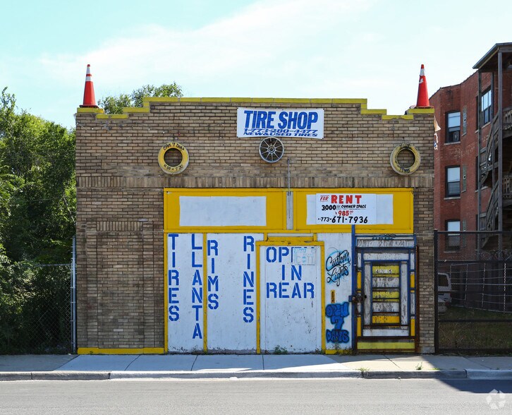 4315 W Roosevelt Rd, Chicago, IL à louer - Photo du bâtiment - Image 2 de 3