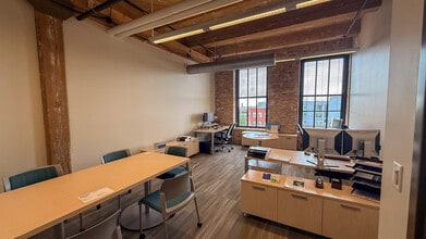 247 W Freshwater Way, Milwaukee, WI for lease Interior Photo- Image 1 of 2