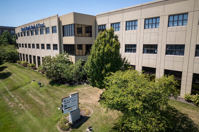 1792 Alysheba Way, Lexington, KY à vendre - Photo du bâtiment - Image 3 de 57