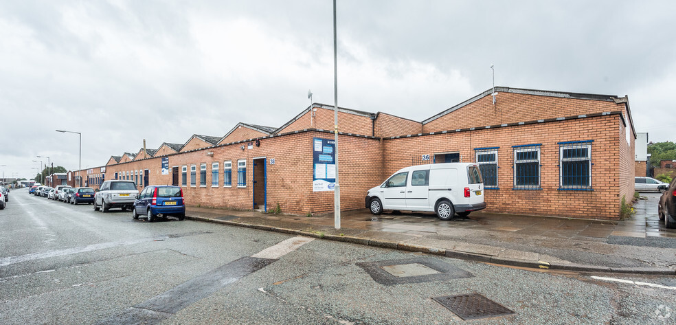 Brasenose Rd, Liverpool for lease - Primary Photo - Image 2 of 4