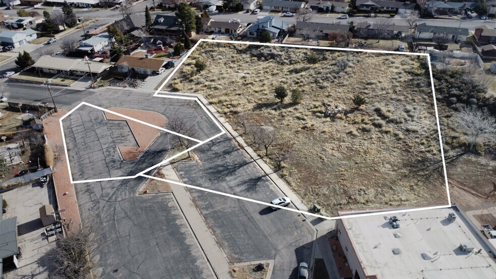 603 225 E, Cedar City, UT à vendre - Aérien - Image 3 de 5