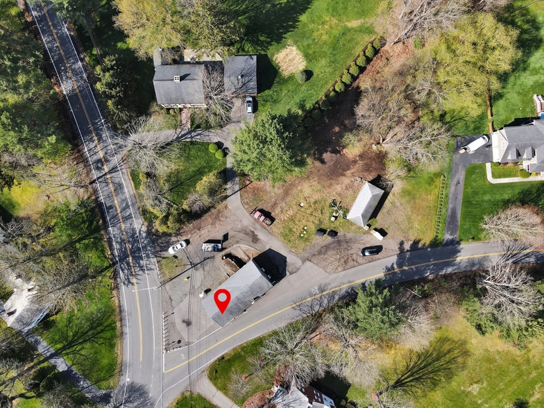 460 Amherst Rd, South Hadley, MA for sale - Aerial - Image 3 of 11