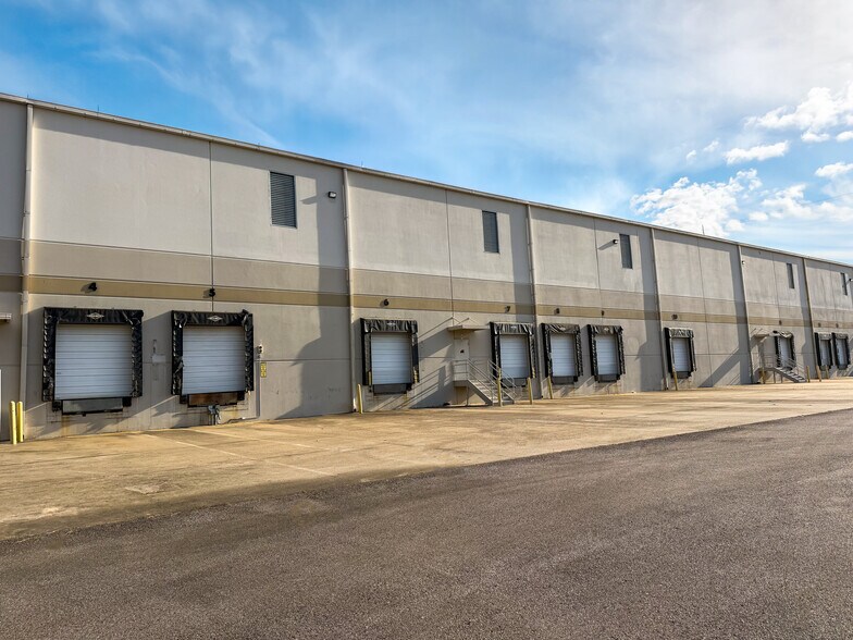 262 Marathon Way, Southaven, MS à louer - Photo du bâtiment - Image 2 de 7