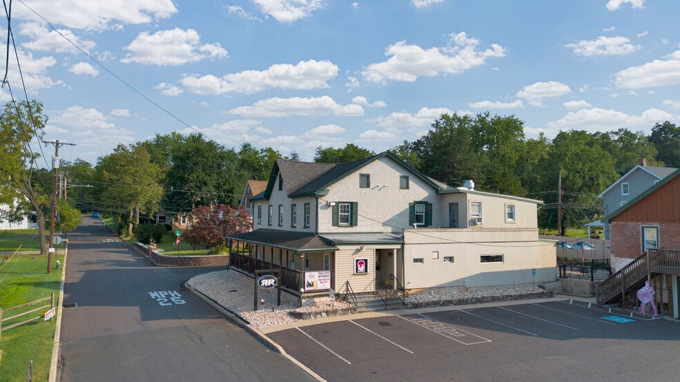 36 Railroad St, Linfield, PA for sale - Building Photo - Image 2 of 59