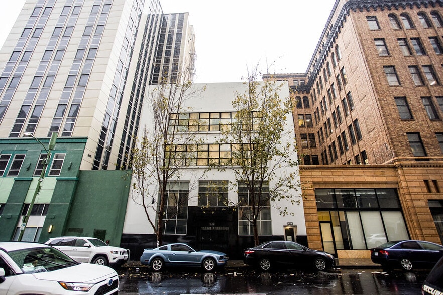 446 17th St, Oakland, CA à vendre - Photo du bâtiment - Image 2 de 27